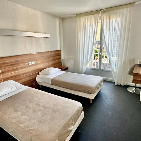 Hotel Logis Restaurant L'europe 3*