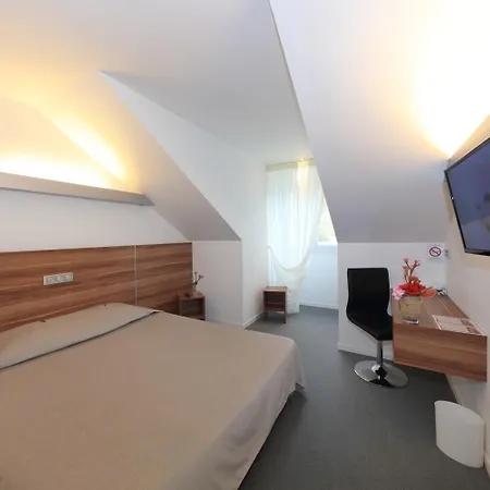 Logis L'europe 3* Marvejols