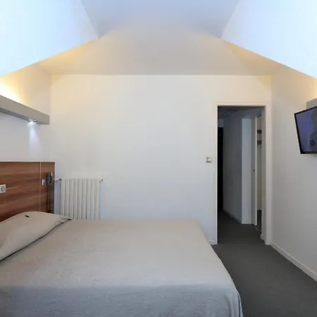 Logis Restaurant L'europe Hotel 3*